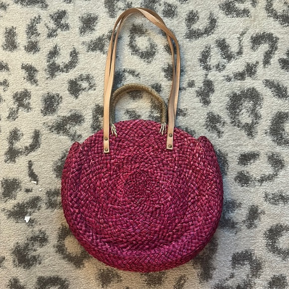 Street Level Straw Bag - Picture 2 of 5